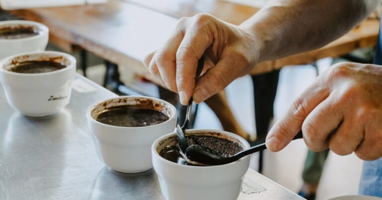 Featured image for Dive Into Water Tasting Events 7 Ways to Sip Like a Pro 2025